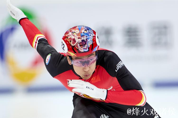 中国双人滑勇夺总成绩冠军 锁定米兰冬奥会参赛资格